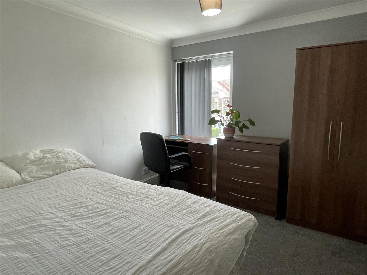 De Breos Street, Brynmill, Swansea, SA2 0BY
